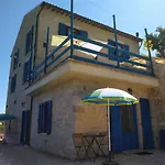 La Casa Dalle Finestre Blu 3*
