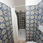 La Casa Dalle Finestre Blu Bed & Breakfast