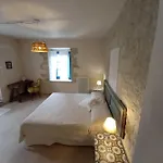 La Casa Dalle Finestre Blu Bed & Breakfast Abbateggio