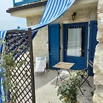 La Casa Dalle Finestre Blu Bed & Breakfast Abbateggio