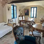 Bed & Breakfast La Casa Dalle Finestre Blu 3*