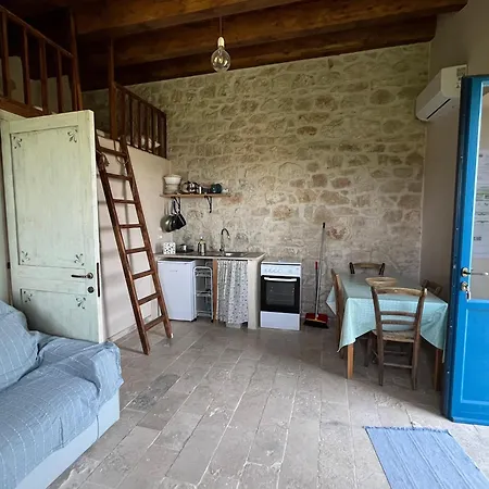 La Casa Dalle Finestre Blu *
