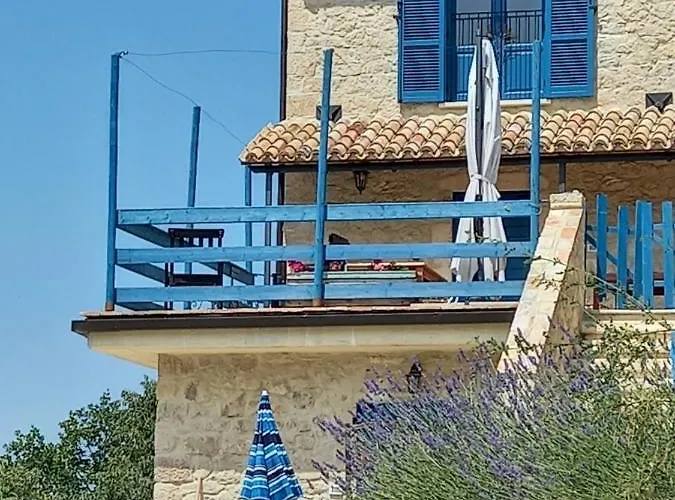 La Casa Dalle Finestre Blu 3*