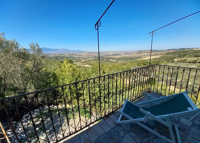 La Casa Dalle Finestre Blu Bed and Breakfast Abbateggio