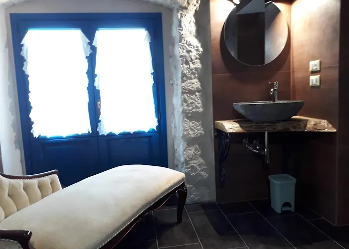 La Casa Dalle Finestre Blu Bed & Breakfast