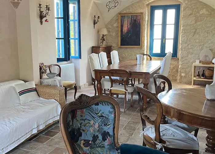 Bed & Breakfast La Casa Dalle Finestre Blu 3*